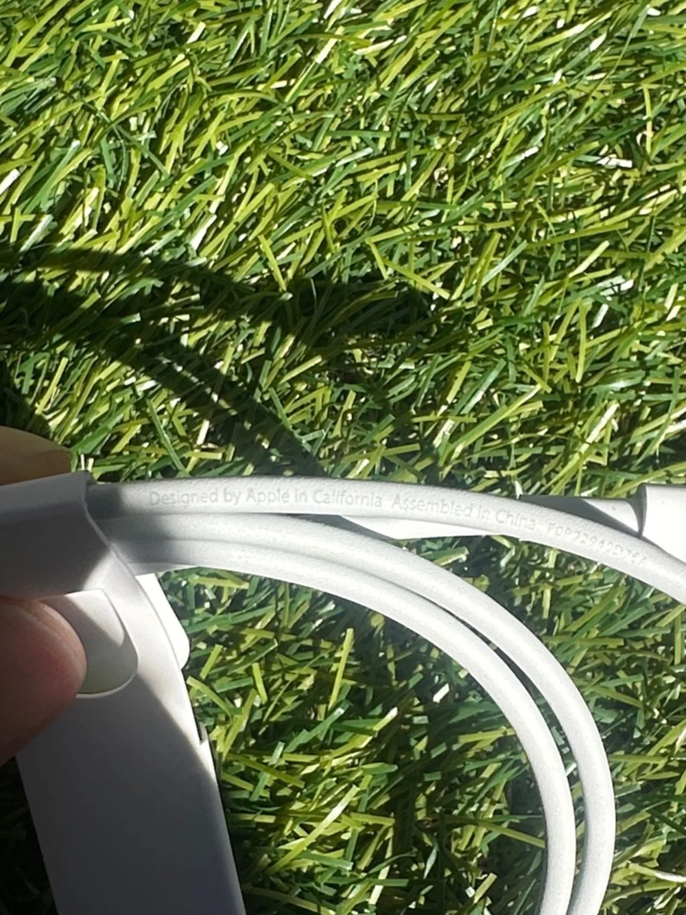 Apple White Lightning USB to Lightning Charging Cable-NEW
